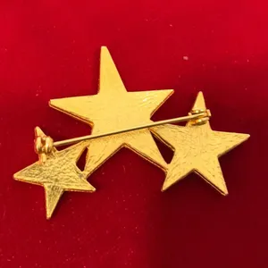 Vintage Star Brooch thumbnail 2