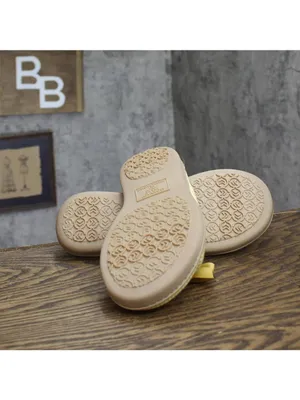 NEW Isotoner Womens Charm Pineapple Fruit Slide Slippers F9881 Yellow L (8.5-9) thumbnail 5
