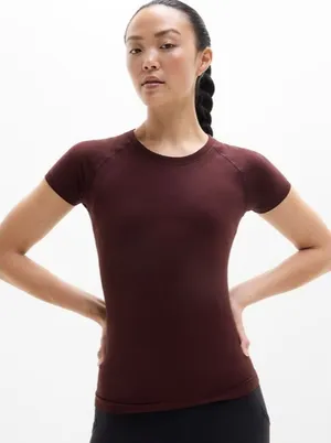 New Athleta M Momentum Seamless Tee Garnet Short Sleeve Medium Regular thumbnail 1