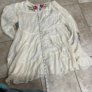 Free People spell on Ivory Floral Embroidered Boho Mini Dress Tassel Tie XS thumbnail 4