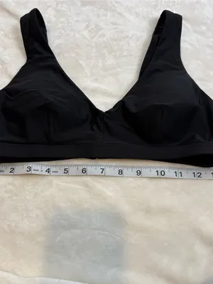 Lululemon Swim Black Bikini Top Size 6 removable cups thumbnail 5