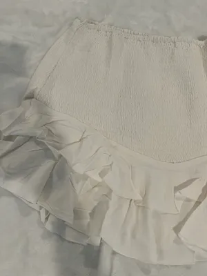 Chaser skirt Size S Has ruffles/ white thumbnail 2