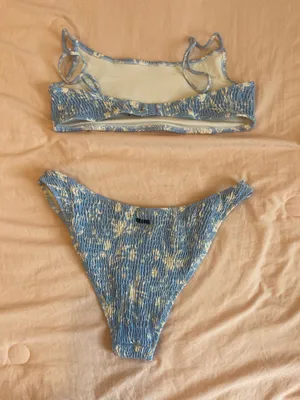 Triangl Bikini Set thumbnail 3