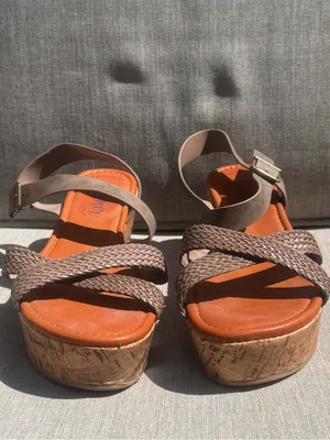 Shimmer by EDL Felicia Comfort Fit Sling Back Taupe Strappy Wedge Sandals Size 9 thumbnail 2