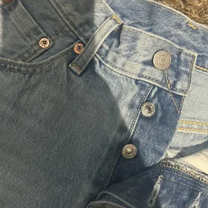 LEVI STRAUSS DENIM SHORTS thumbnail 2