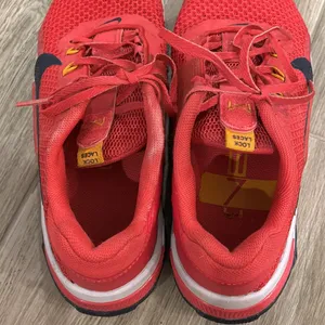Nike metcons thumbnail 3