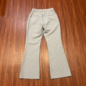 Abercrombie & Fitch Tailored Flare Pants thumbnail 2