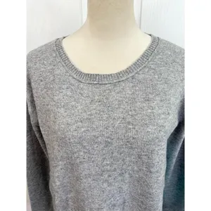 Olivia & Grace 100% Cashmere Sweater Size M Grey Turquoise Crewneck Soft Knit thumbnail 4