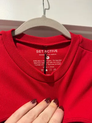 Set Active Women’s Red Cutout Long-Sleeve Crop Top thumbnail 3