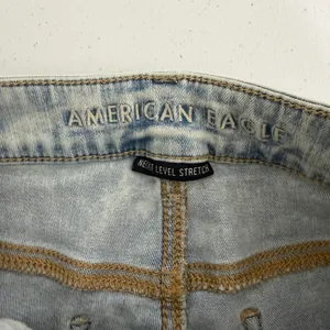 American Eagle Jegging Crop Womens 4 Short Distressed Raw Hem Light Wash Blue thumbnail 7