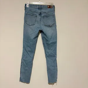 Hollister Ultra High Rise Two Toned Raw hem step skinny ankle Jeans size‎ 1 thumbnail 2
