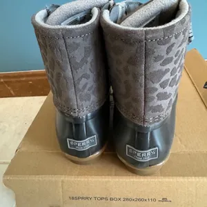 NEW Sperry Saltwater Animal Print Duck Boot Women's Size 7 NIB‎ thumbnail 3
