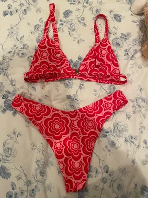 SHEIN pink and red floral bikini thumbnail 2