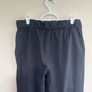 Lululemon Keep It Moving Black Pants High Rise 10 Women thumbnail 4