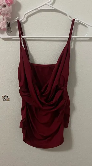 Burgundy Top thumbnail 1