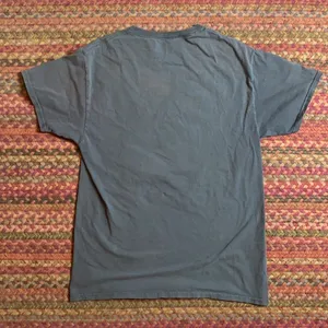 Urban Outfitters CHESTER CHEETOS CHIPS GRAPHIC TEE thumbnail 5