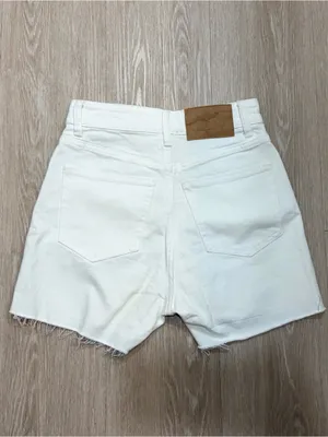 H&M White High-Rise Denim Shorts thumbnail 3