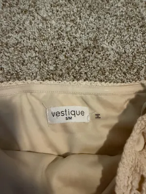 Vestique floral top thumbnail 3