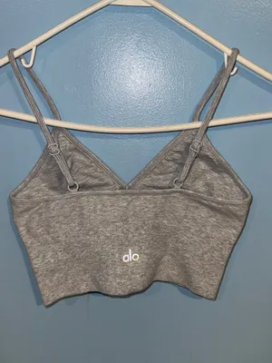 Alo Yoga Sports Bra thumbnail 2