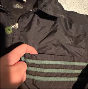 Vintage Y2K adidas Cropped Windbreaker Collarneck thumbnail 6