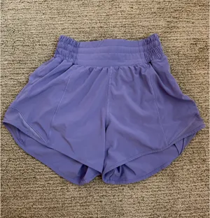 Lululemon Hotty Hot Shorts 4" thumbnail 2