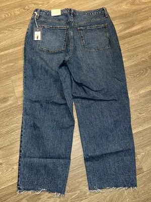 Universal Threads Vintage Straight Jeans thumbnail 3