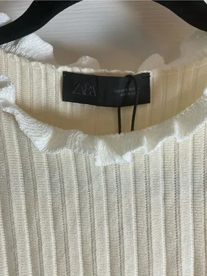 NWT Zara Cream / Butter Yellow Ribbed Knit Ruffle Trim Peplum Tank Top thumbnail 5