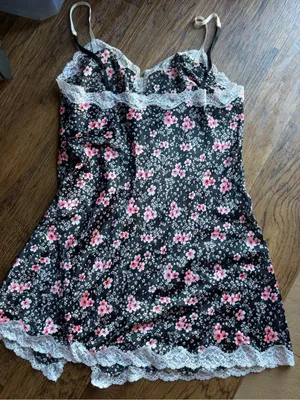 Victoria's Secret Black Satin Lace Floral Chemise Slip Dress Size Medium thumbnail 4