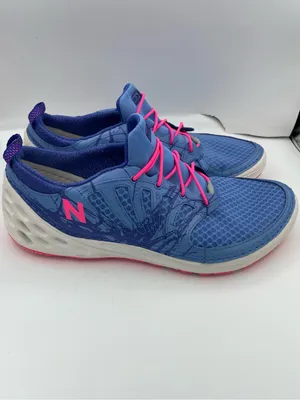 New Balance water sneaker shoes women’s Size 9 1/2 070BB blue pink thumbnail 12