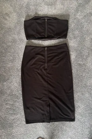 Tobi Black Two-Piece Set thumbnail 2