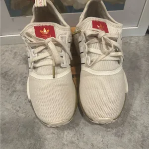 Adidas NMD_R1 Tokyo Shoes - size 6 women's thumbnail 5