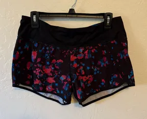Lululemon Run Times Short (4"). Sz 8 Preloved excellent. Dandy Digie Multi thumbnail 1