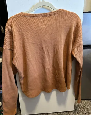 Hollister Waffle Knit Tee thumbnail 3