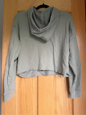 VS PINK Olive Green Lace Up Sleeve Cropped Hoodie Sweatshirt Women’s Size XS thumbnail 4