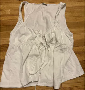 NWOT Aritzia Sunday Best Tie Top in White thumbnail 4