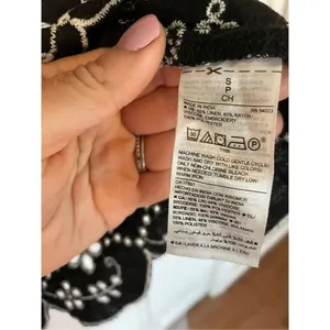 Old navy linen black ruffled neck eyelet hem dress small thumbnail 4