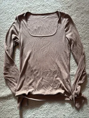 Abercrombie Women’s Long Sleeve Scoop Neck Top - brown thumbnail 1
