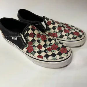 Vans Classic Slip-On Rose Checkerboard Canvas Sneakers Women 6.5 Floral thumbnail 2