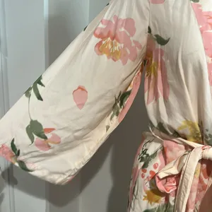 Plum Pretty Sugar floral robe size‎ small thumbnail 7