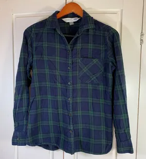 Old Navy Womens Classic Flannel Shirt Long Sleeve‎ Button Down Plaid Size M thumbnail 1
