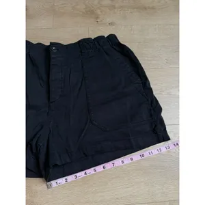 Eddie Bauer Womens Lightweight Relaxed Fit Everyday Paperbag Waist Short size XL thumbnail 6