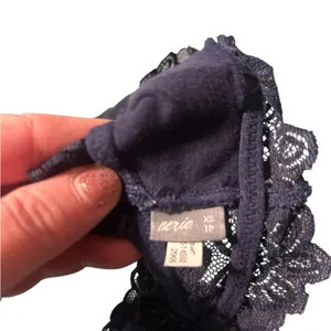 Aerie 🌿🛍️Elegant Lace Bralette in Navy thumbnail 2