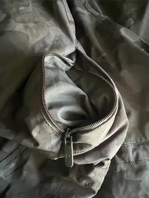 Lululemon Hooded Lightweight Jacket - Dark Camouflage sz8 thumbnail 7