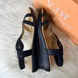 VJH Confort Rhinestone Sandals Size 7.5 Black thumbnail 11