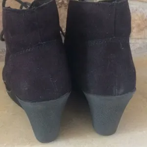White Mountain Irma Heeled Lace Up Vegan Booties Black Size 7.5 thumbnail 4
