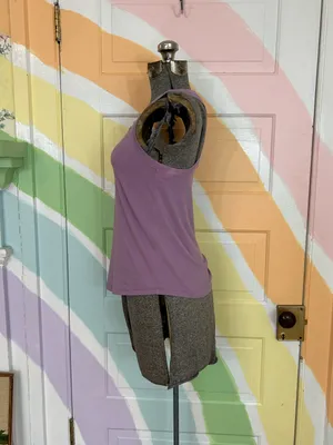 Lululemon Women’s Purple Tank Top Sz S 👽💚 thumbnail 6