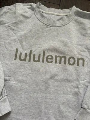 Lululemon Perfectly Oversized Crew thumbnail 2