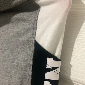 Pink Victoria’s Secret Jogger Sweatpants Women’s Size Medium Gray/Black White thumbnail 4