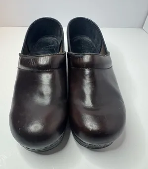 Dansko Brown Leather Professional Clogs Size EU38 thumbnail 1