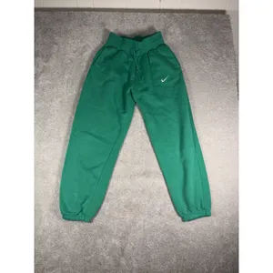 Nike Sportswear Club Fleece Jogger Pants Women's S Kelly Green Swoosh thumbnail 2